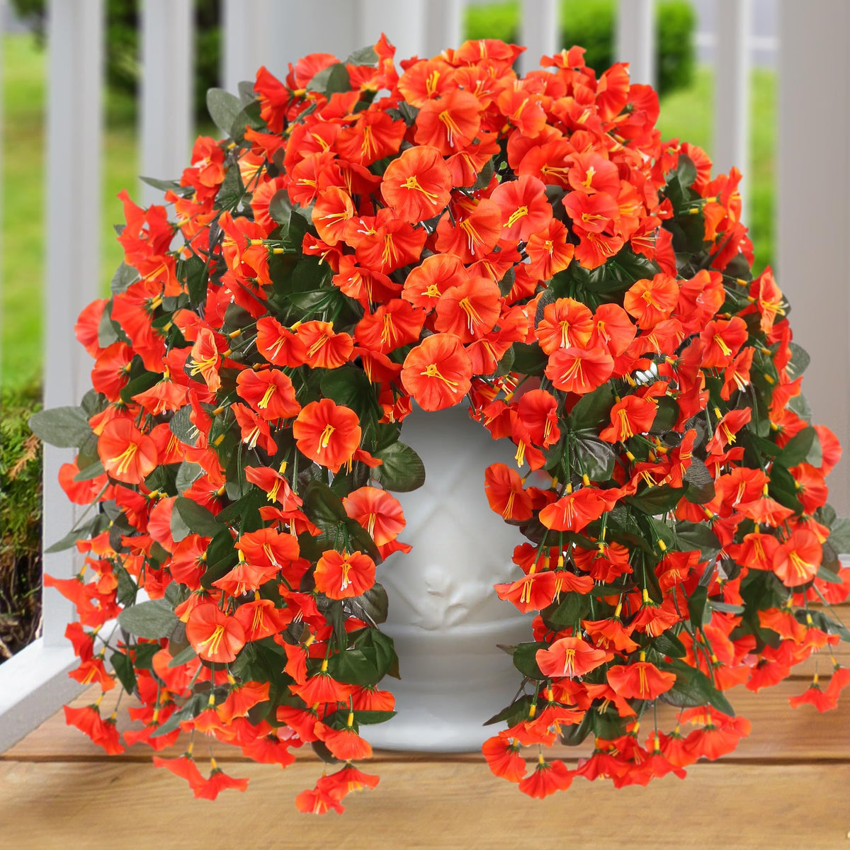 Fleurs et plantes artificielles suspendues en promotion - Résistantes aux UV, imperméables et coupe-vent